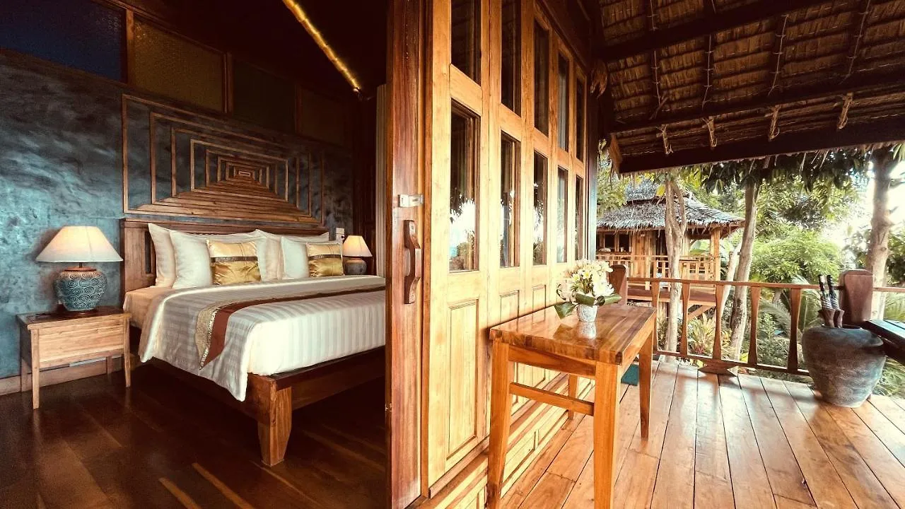 Phi Phi Phu Chalet Resort