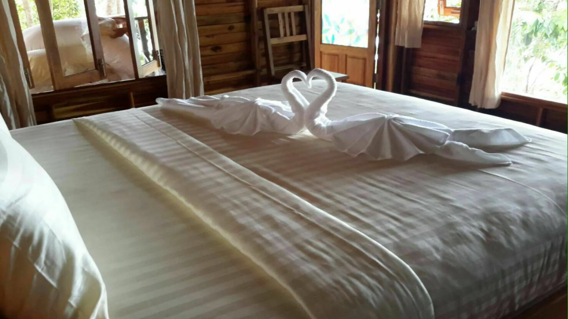 Phi Phi Phu Chalet Resort