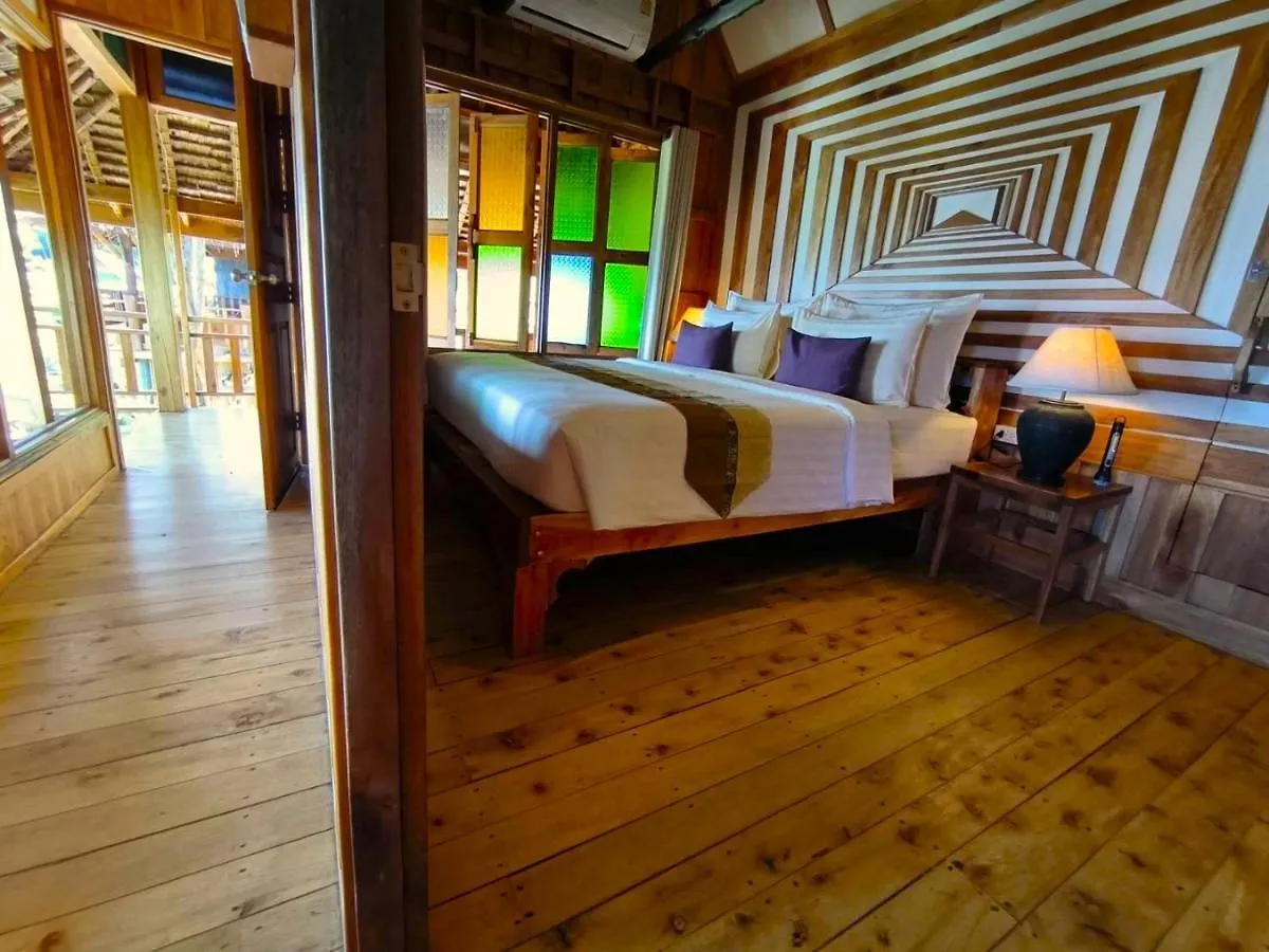 Phi Phi Phu Chalet Resort Пхипхи